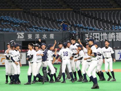 旭川北稜、八回延長タイブレークの末４－３決勝進出！　札幌大谷、準決勝で涙 