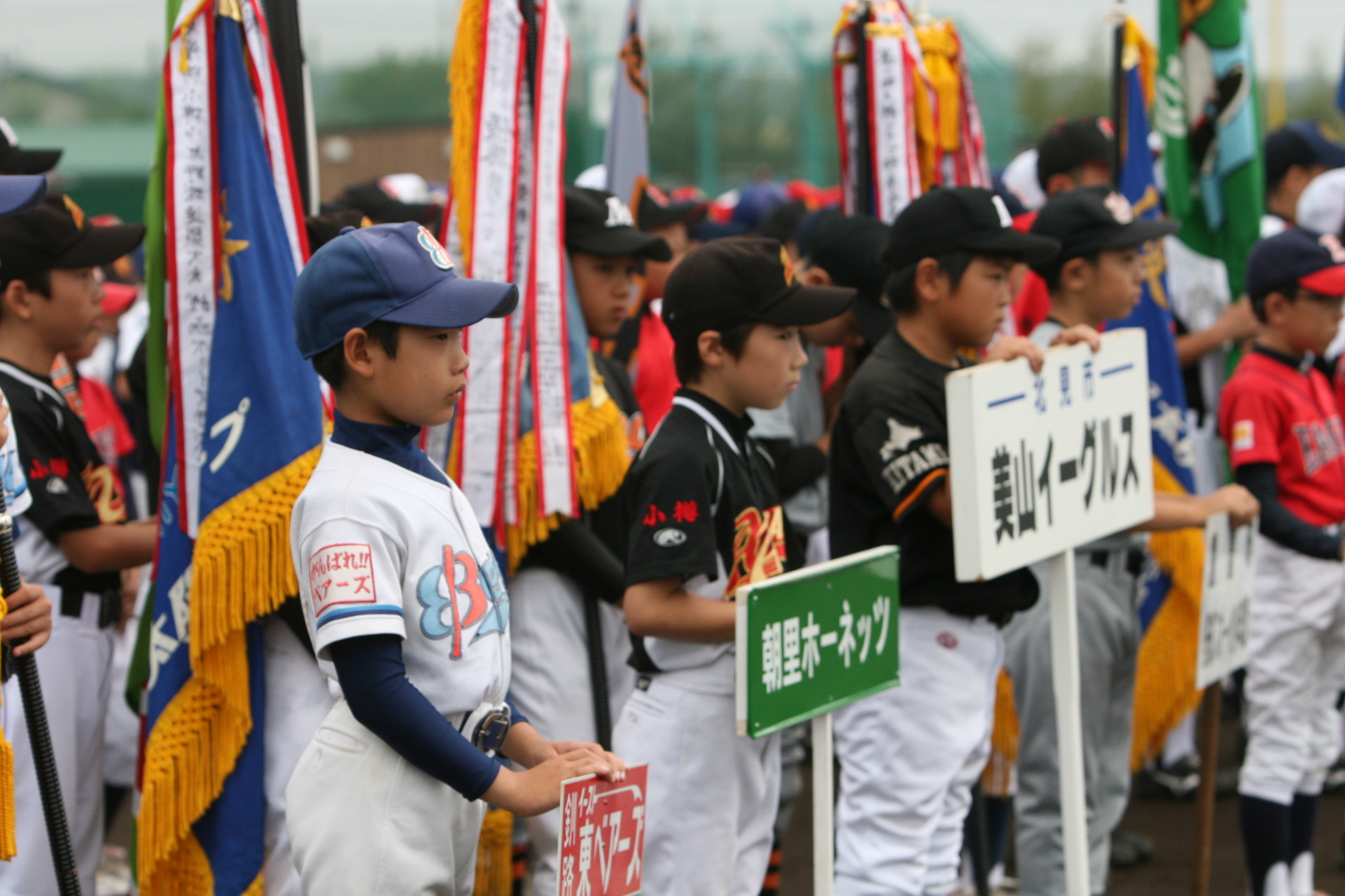 整列した選手たち⑩