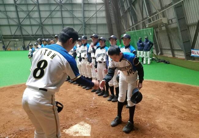 発行人、日本ハム屋内練習場に出没。 