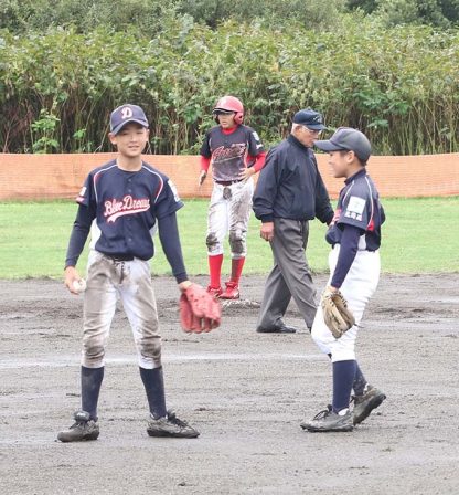 雨中決戦に輝いた人々の温かい心 – 第1回ストライク杯準決勝 