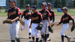 東札幌ジャイアンツ、１１年ぶり２度目の優勝　準Ｖ羊ヶ丘ブルースターズ 