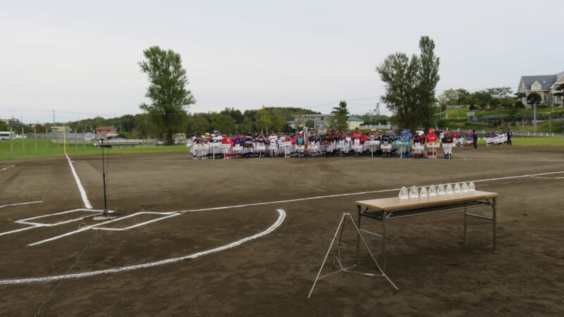 5球場で熱戦が開幕　道新スポーツ旗 