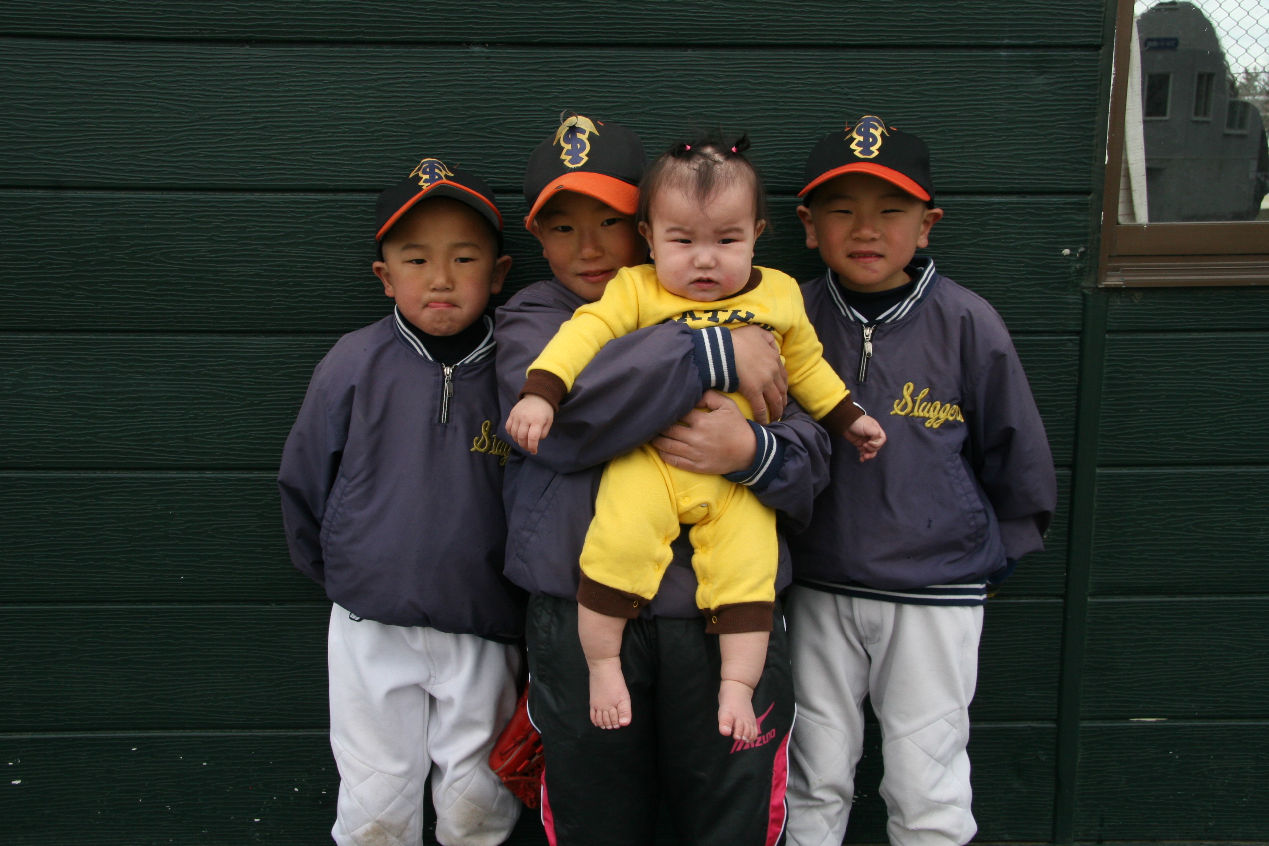 4兄弟