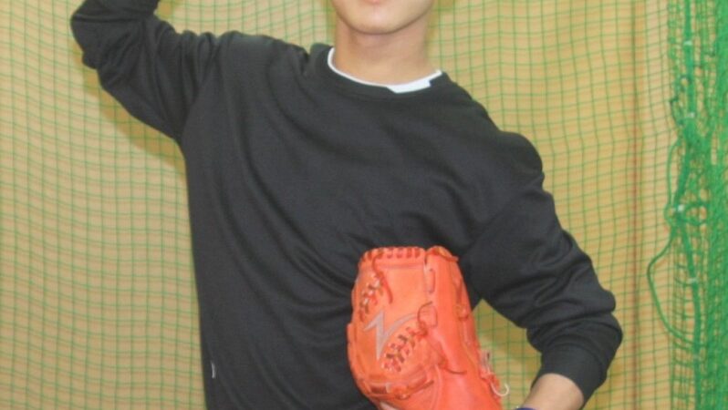 万全態勢で高校野球へ、ピース高桑君 