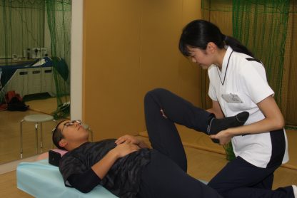 けが治してレギュラー取り！札南高の竹村君 