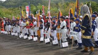 【フォトグラフ・動画付】登別市で開幕　開会式に16チーム277人 