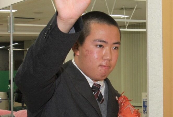 来季が勝負！復帰誓う北海学園札幌の谷口君 