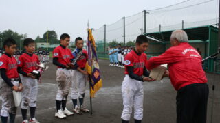 雨中決戦、本郷イーグルス制す 