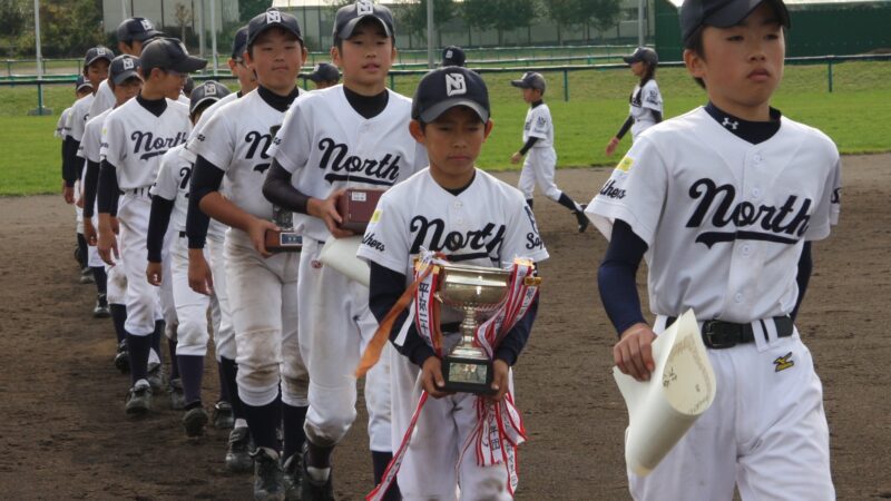 14年ぶり優勝ノースブラザーズ、準Ｖ中の島 