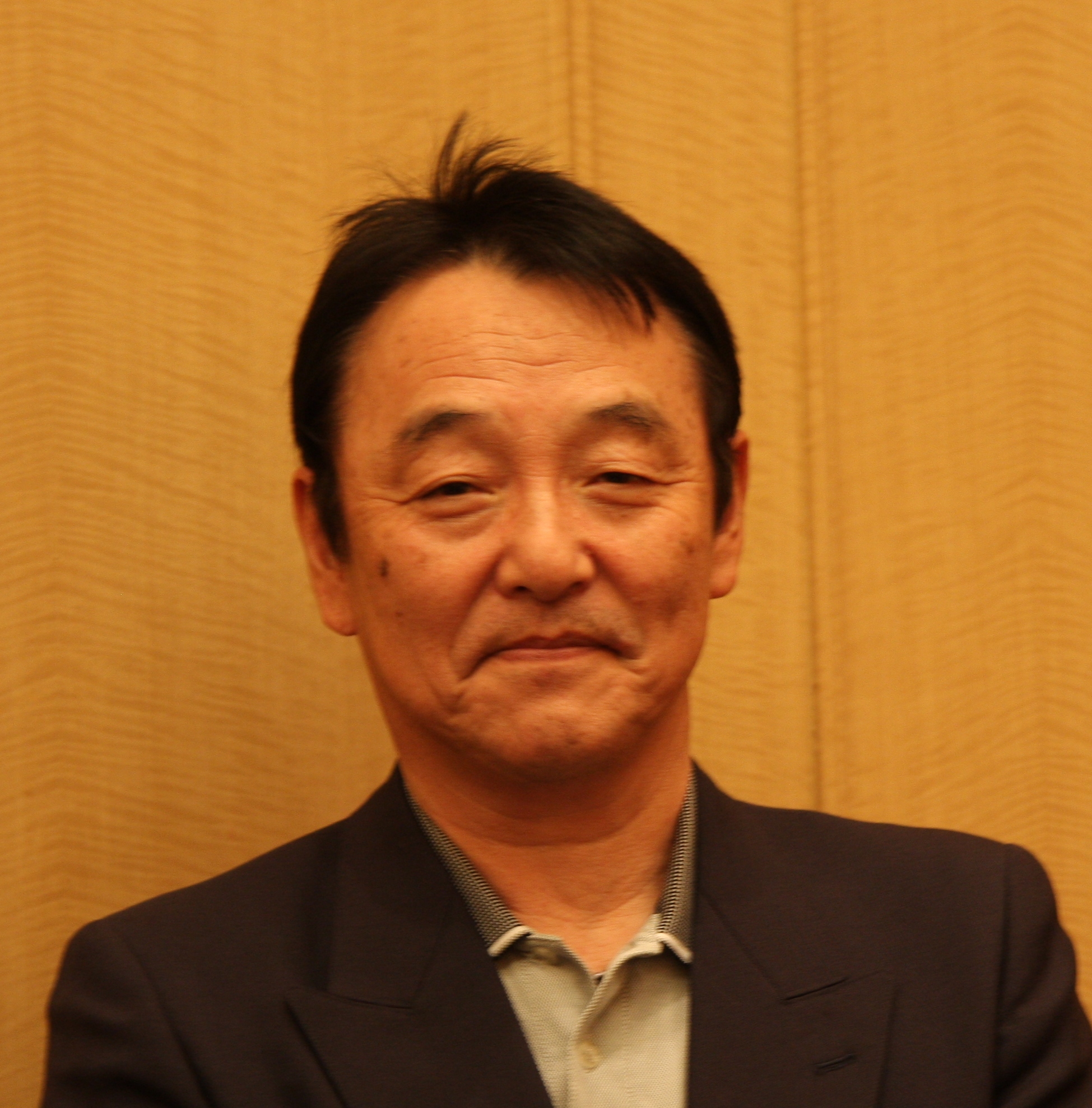 浜谷千春監督