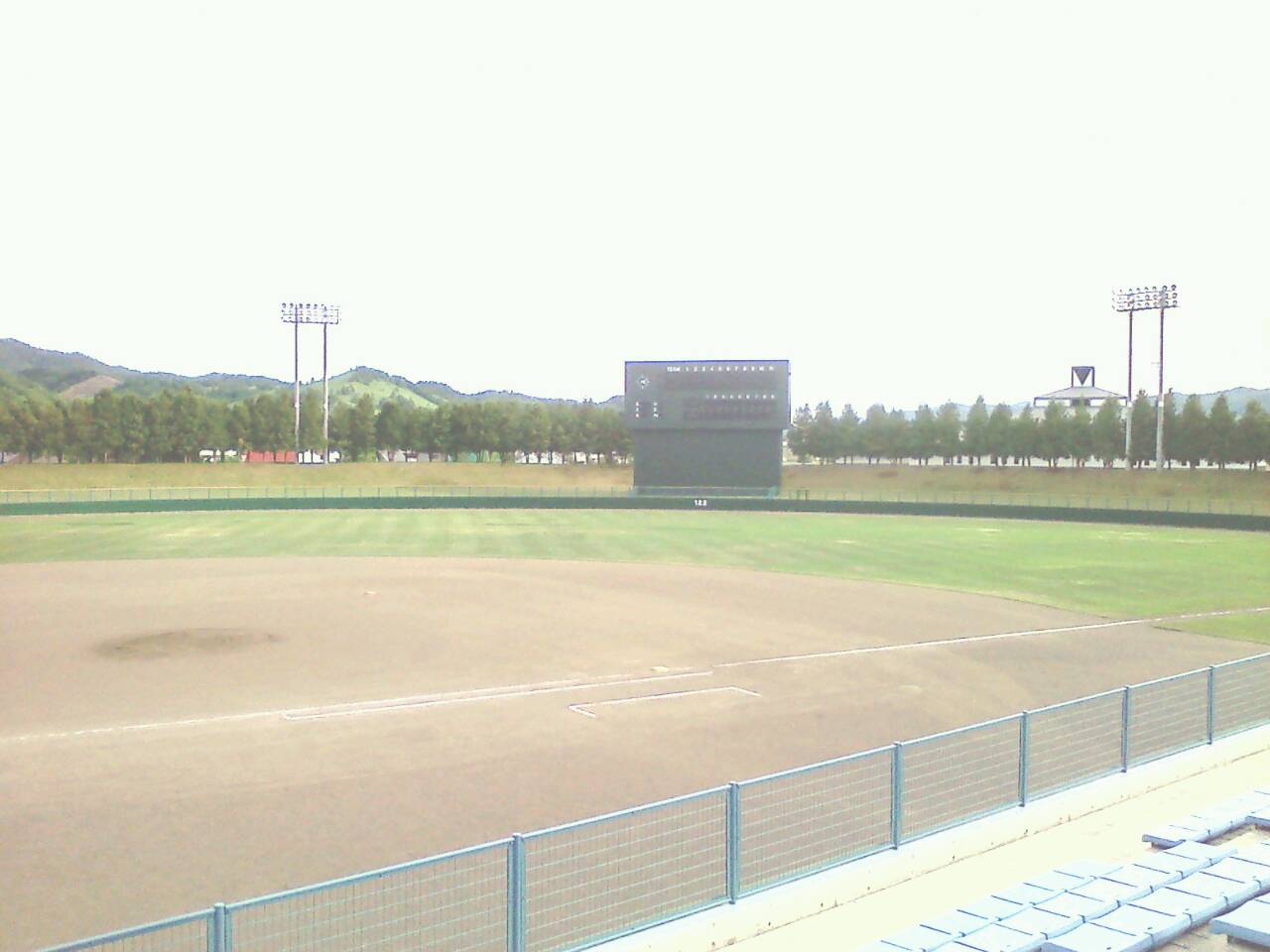 えんがる球場