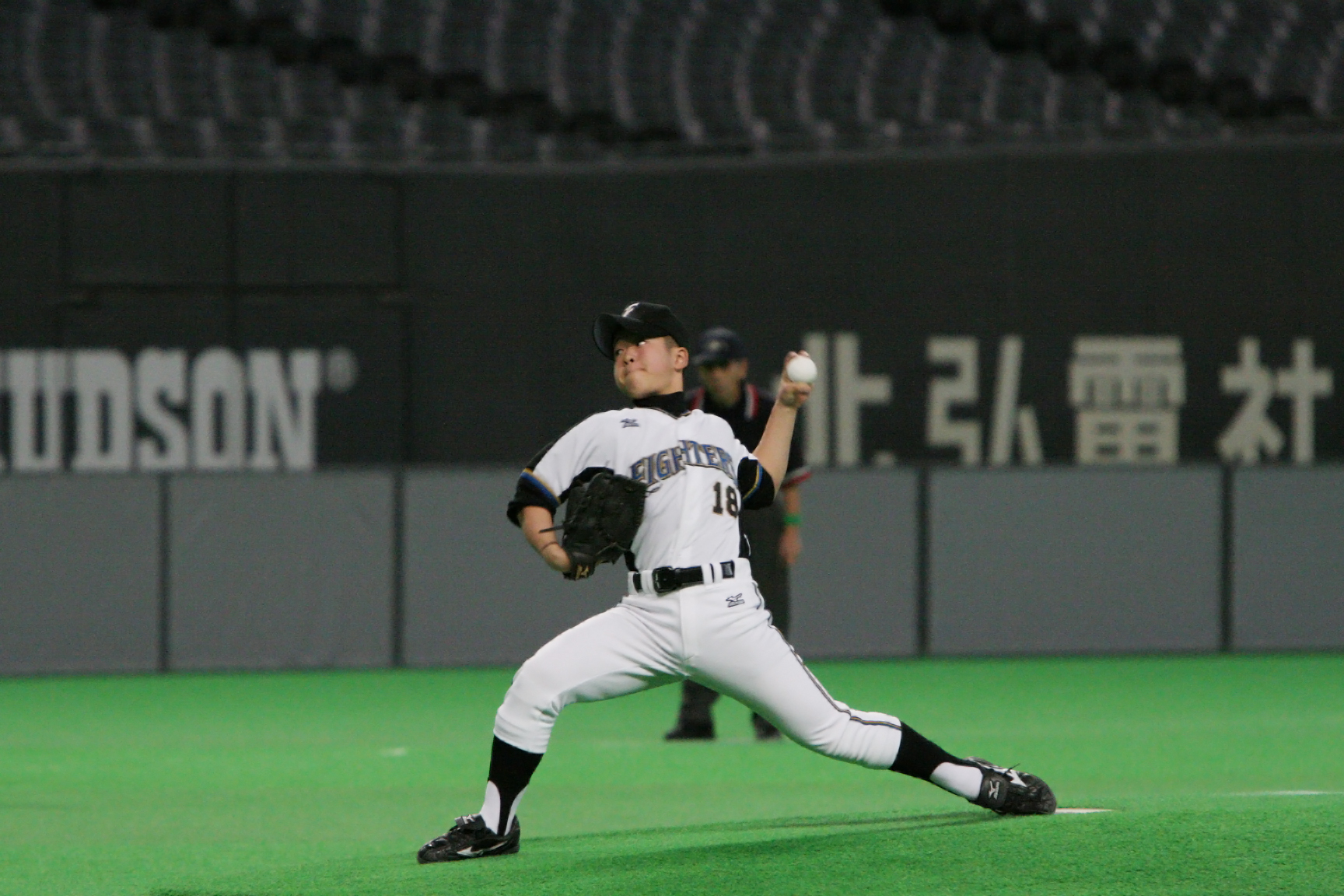 小出投手