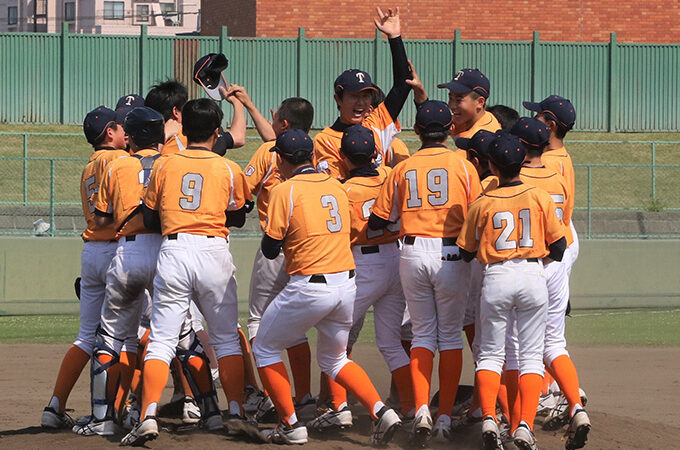 苫小牧ボーイズ初優勝に輝く！準Ｖ札幌手稲 