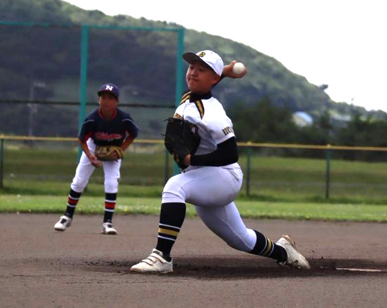 写真・日高選抜提供